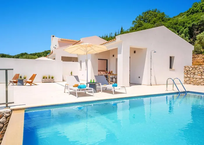 Olive By Villa Mousata